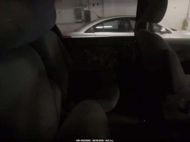 2017 TOYOTA SIENNA L 7 PASSENGER 8