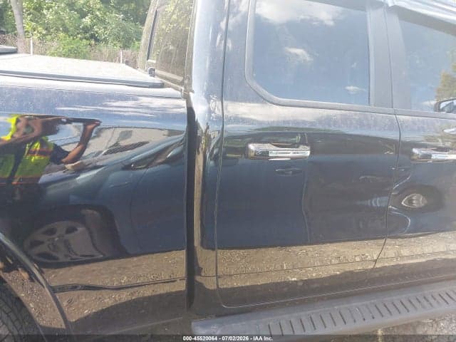 2019 RAM 1500 LARAMIE 14