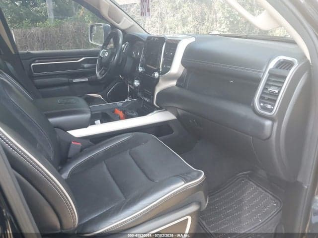 2019 RAM 1500 LARAMIE 5