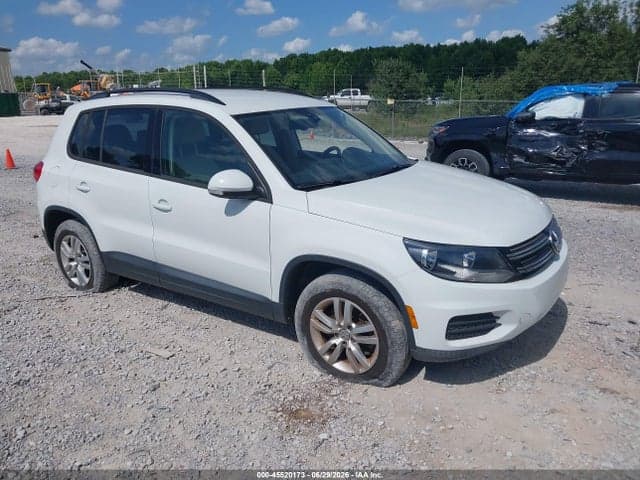 2016 VOLKSWAGEN TIGUAN S