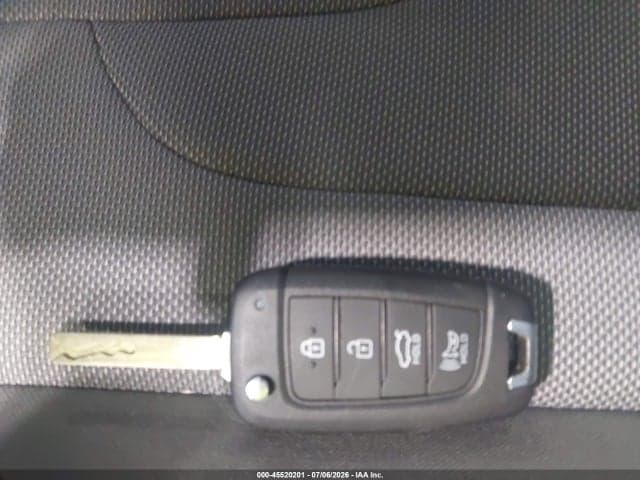 2025 HYUNDAI ELANTRA SE 11