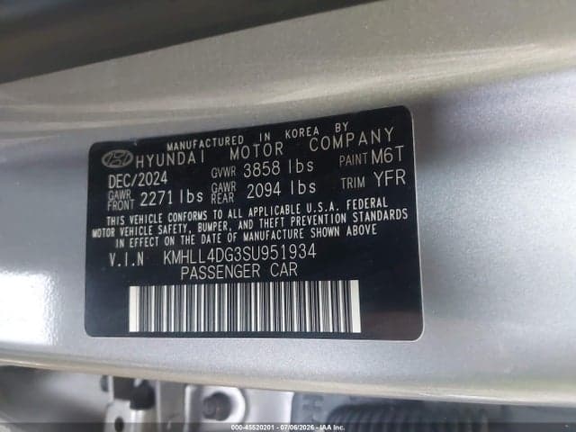 2025 HYUNDAI ELANTRA SE 9