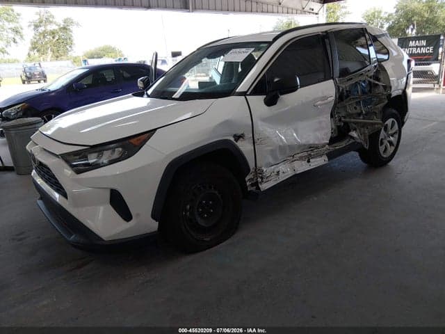 2021 TOYOTA RAV4 LE 2