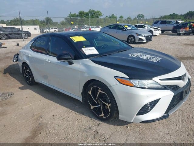 2020 TOYOTA CAMRY XSE AWD - 1