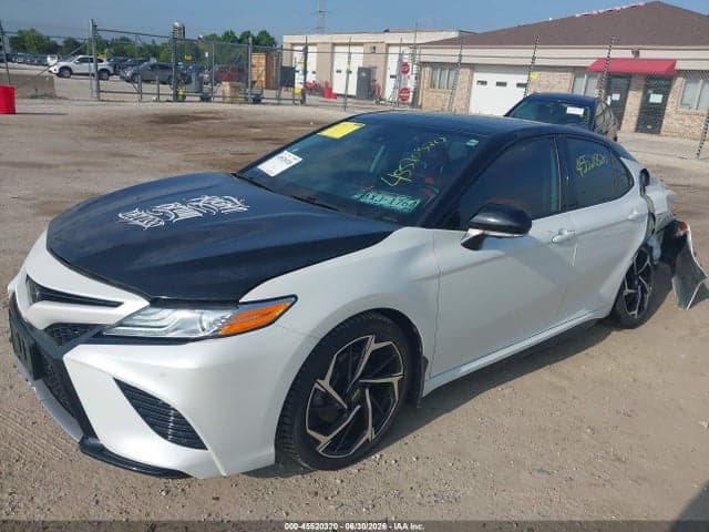 2020 TOYOTA CAMRY XSE AWD 2
