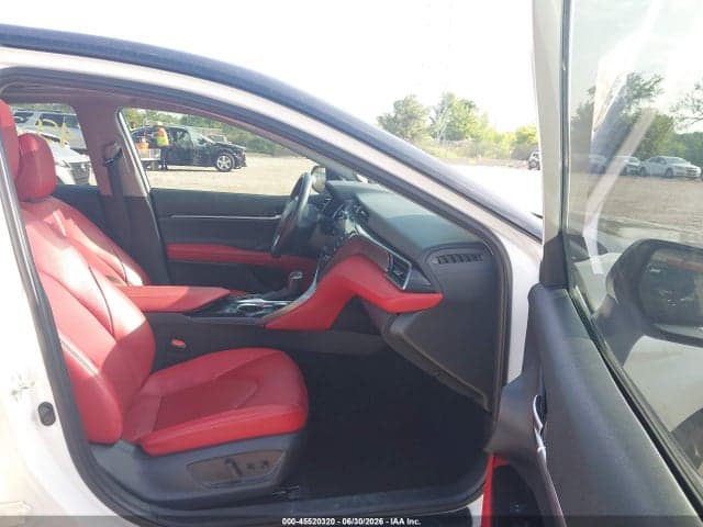 2020 TOYOTA CAMRY XSE AWD 5