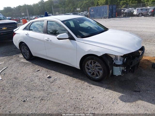 2024 HYUNDAI ELANTRA SEL 1