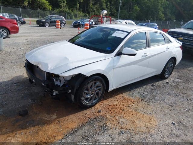 2024 HYUNDAI ELANTRA SEL 2