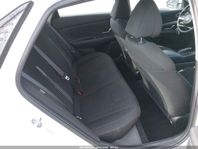 2024 HYUNDAI ELANTRA SEL 8