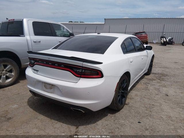 2018 DODGE CHARGER SXT RWD 4