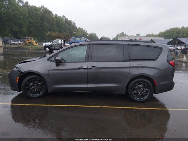 2019 CHRYSLER PACIFICA TOURING L 14