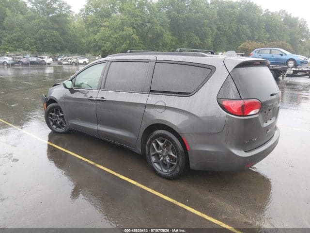 2019 CHRYSLER PACIFICA TOURING L 3