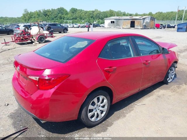 2017 TOYOTA COROLLA SE 4