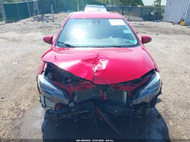 2017 TOYOTA COROLLA SE 6