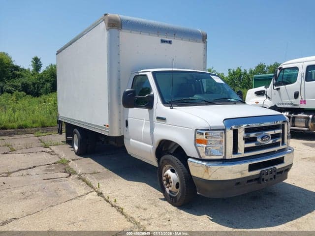 2023 FORD E-450 CUTAWAY - 1