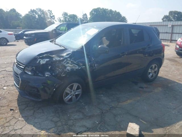 2021 CHEVROLET TRAX AWD LS 2