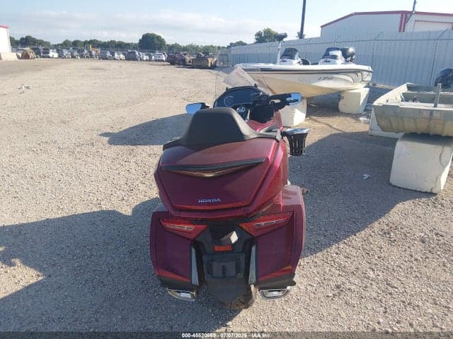 2018 HONDA GL1800 D 6
