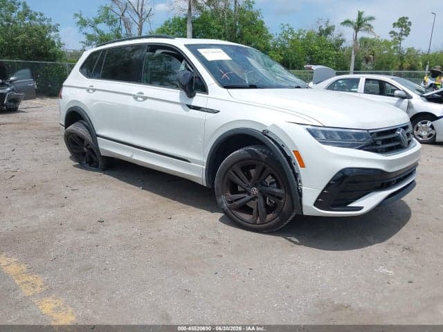 2024 VOLKSWAGEN TIGUAN 2.0T SE R-LINE BLACK 2
