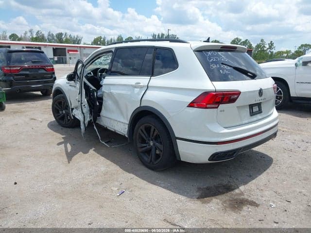 2024 VOLKSWAGEN TIGUAN 2.0T SE R-LINE BLACK 4