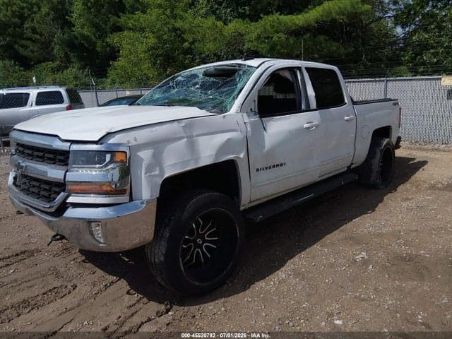 2017 CHEVROLET SILVERADO 1500 LT 2