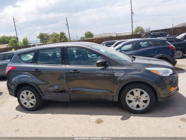 2016 FORD ESCAPE S 13