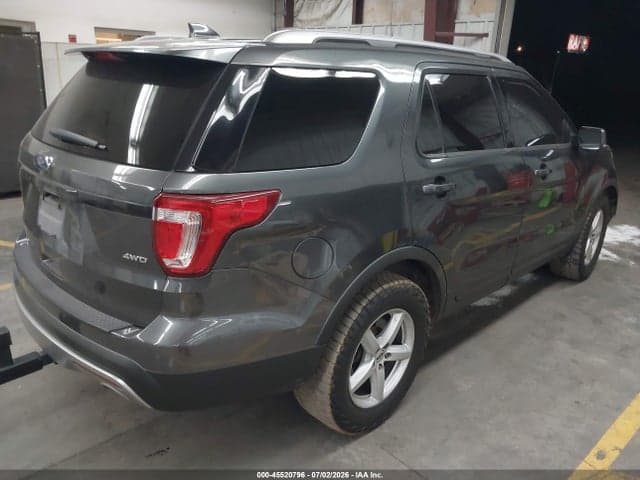 2017 FORD EXPLORER XLT 4