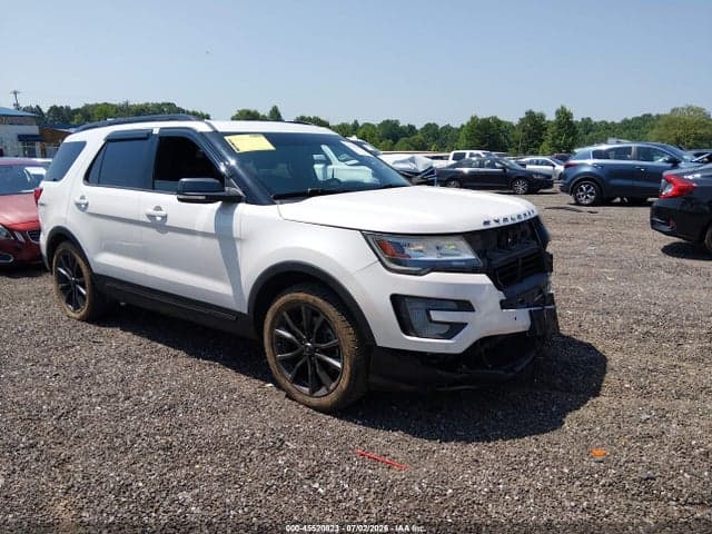 2017 FORD EXPLORER XLT 1