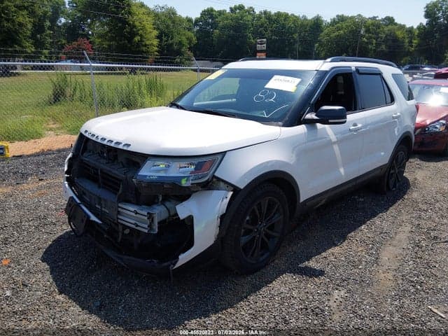 2017 FORD EXPLORER XLT 2