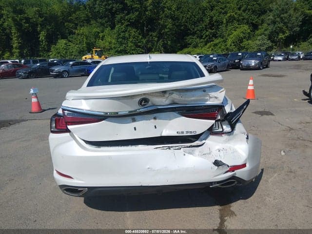 2022 LEXUS ES 350 16