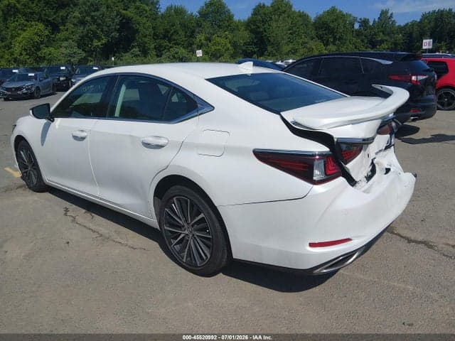 2022 LEXUS ES 350 3