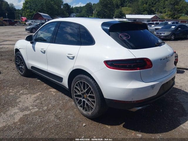 2018 PORSCHE MACAN 3
