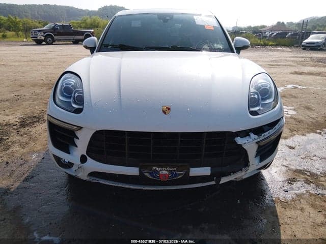 2018 PORSCHE MACAN 6