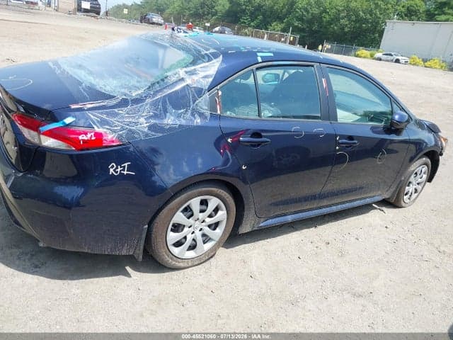 2022 TOYOTA COROLLA LE 4
