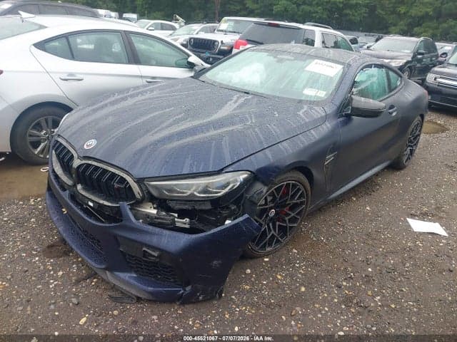 2023 BMW M8 COMPETITION 2