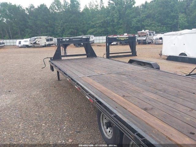 2024 MAX BUILT TRAILERS 102 X 30 5