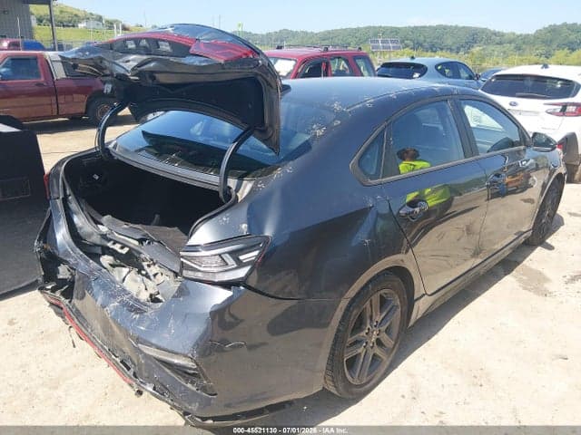 2021 KIA FORTE GT-LINE 4