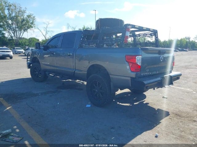 2017 NISSAN TITAN XD SV DIESEL 3