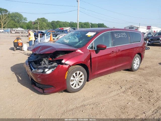 2017 CHRYSLER PACIFICA TOURING 2