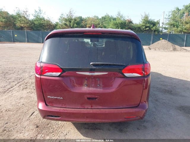 2017 CHRYSLER PACIFICA TOURING 16