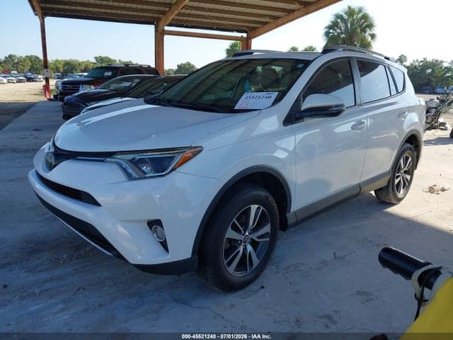 2018 TOYOTA RAV4 XLE 2