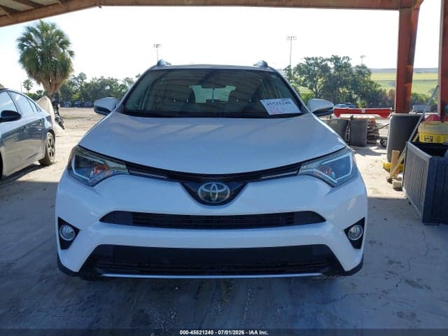 2018 TOYOTA RAV4 XLE 12