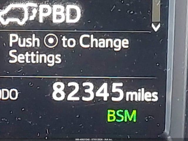 2018 TOYOTA RAV4 XLE 15