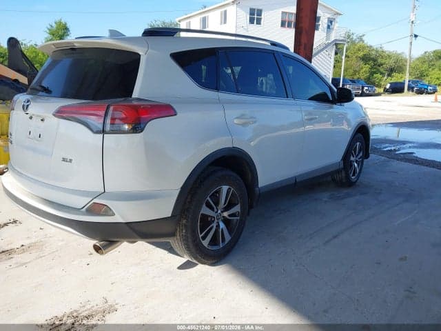 2018 TOYOTA RAV4 XLE 4
