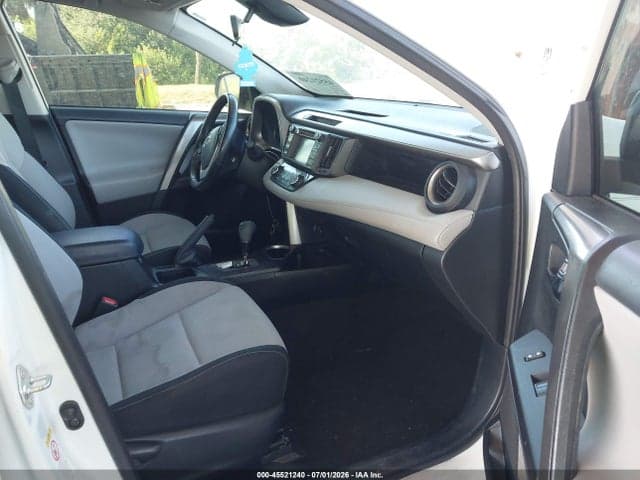 2018 TOYOTA RAV4 XLE 5