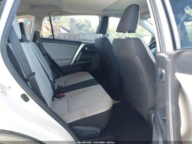 2018 TOYOTA RAV4 XLE 8