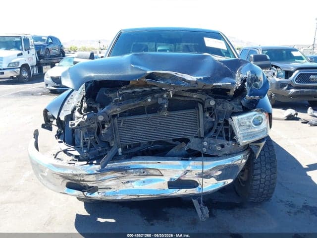 2017 RAM 1500 LARAMIE 4X4 5'7 BOX 12