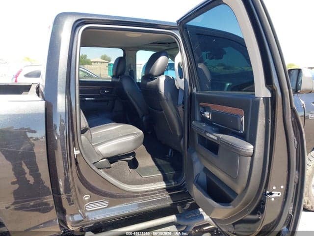 2017 RAM 1500 LARAMIE 4X4 5'7 BOX 8