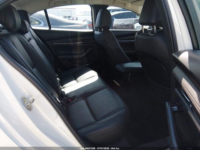 2019 MAZDA MAZDA3 PREFERRED PACKAGE 8