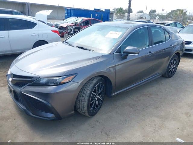 2022 TOYOTA CAMRY SE 2