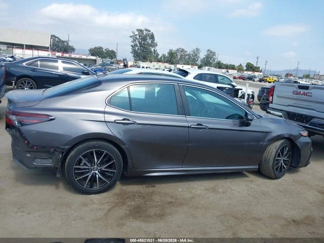 2022 TOYOTA CAMRY SE 14